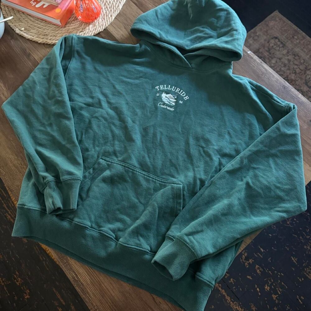 Hollister dark green Telluride Colorado embroidered hoodie